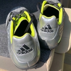 サッカー ⚽️💨 トレーニングシューズ 👟💨【 adidas・アディダス 】の画像