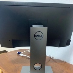 3000円　DELL モニター ディスプレイ　24インチの画像