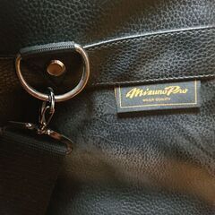 mizunoのバッグとシューズケースの画像