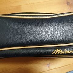 mizunoのバッグとシューズケースの画像