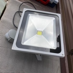人感センサーLEDライト　ジャンクの画像