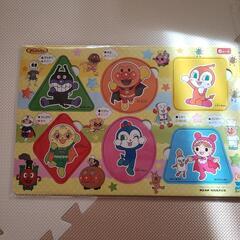 アンパンマン　紙パズル３点の画像