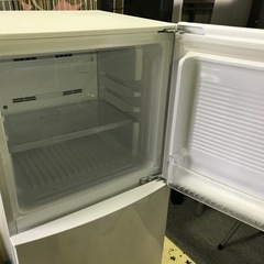 美品★2018年式ユーイング140L冷蔵庫の画像