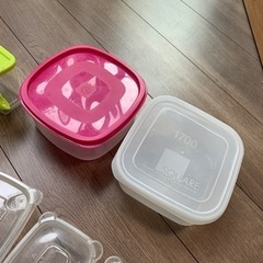 タッパー　10点　塩コショウケース4点の画像