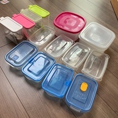 タッパー　10点　塩コショウケース4点