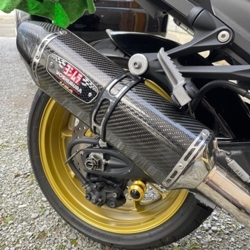 ZZR1400 ２００８年車　ヨシムラマフラー