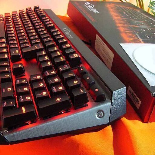 【G-Tune ゲーミングキーボード★メカニカル★黒軸】⑤現品管理番号0303JPT1