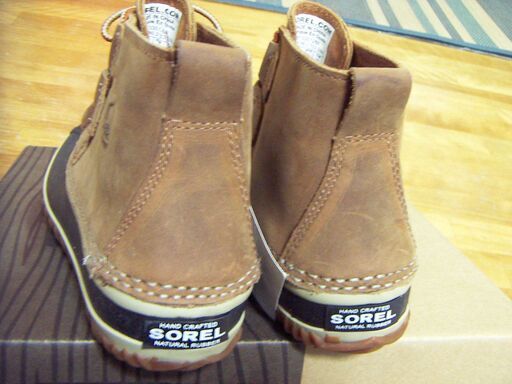 新品 定価￥16500　SOREL アウトアンドアバウト　レディース 23.0cm　US6　外箱付　ソレル　Out N About　スノーブーツ