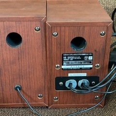 DVDプレーヤーとPCスピーカーのセットの画像