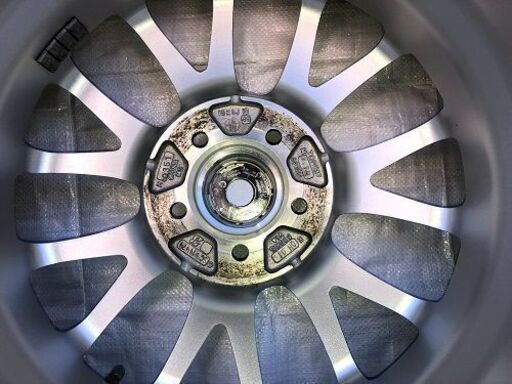 ☆再度値下げしました☆ブリヂストン　スタッドレスタイヤとホイール　4本