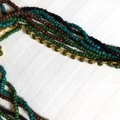 ネックレス 数珠 アクセサリー 新品 ゴールド ロング スワロフスキー ジュエリーの画像
