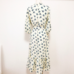 ５０枚セット【定価 7,590 円】☆新品☆レイカズン [小田川エリカコラボ]ミラーレディコラボプリントワンピースの画像