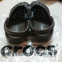 クロックス  サンダル  の画像