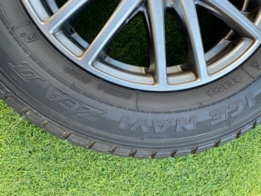 スタッドレスタイヤ　ICE NAVI ZEA II  195/65R15