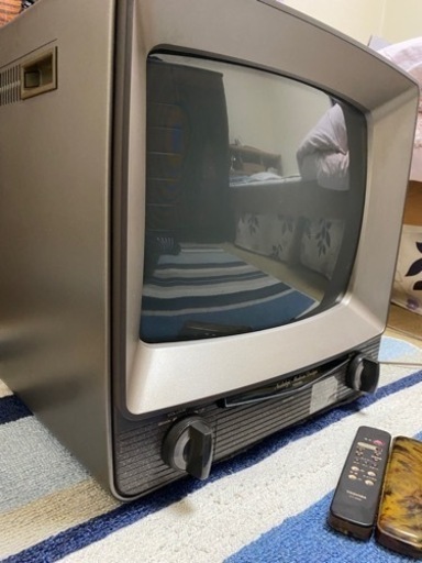 昭和 レトロ テレビ 東芝 カラーテレビ 18RF1 モノクロ セピア 希少 アンティーク TV