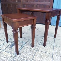 人気のmaruni(マルニ)より地中海シリーズのネストテーブル大・小の2点