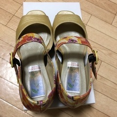 サンダル　モネット