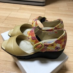 サンダル　モネットの画像