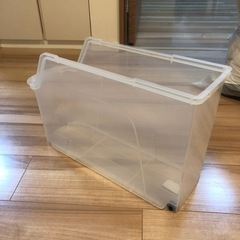 【受け取り予定者決定済】透明ケースの収納グッズ