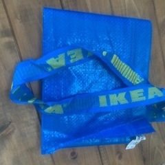 IKEAショップバッグ　美品　クッション　抱き枕　蛇ぬいぐるみセットの画像