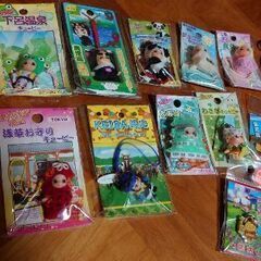 ご当地キューピーストラップ、ご当地キティピンバッジ差し上げます