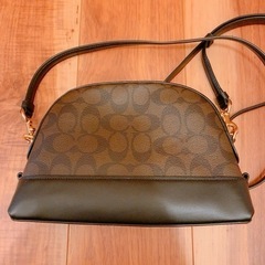 ★決まりました★未使用品★ 【COACH】コーチ コーティングキャンバス スムースレザー シグネチャー ドーム クロスボディ 2way ショルダー 斜め掛け クラッチバッグ ブラウン×ブラック（日本未発売）の画像