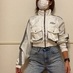 Bershka ショート丈の画像