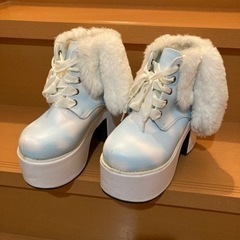 シナモロールの厚底ブーツ23.5cm