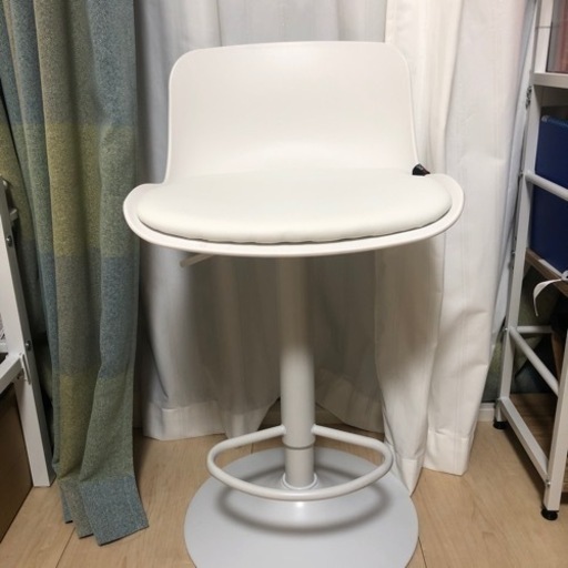 【Amazon定価より10%off】白色 カウンターチェア 新品 千葉市中央区
