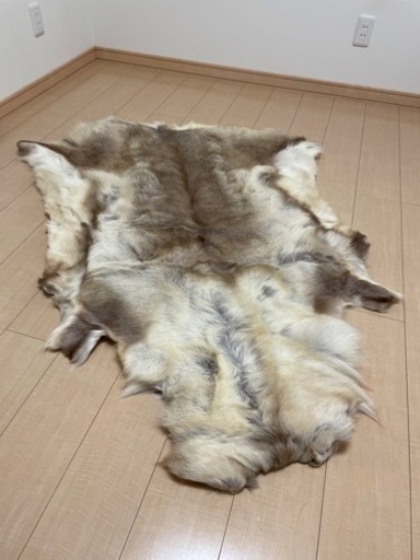 『ネット決済可』　フィンランドトナカイの毛皮　2点SET