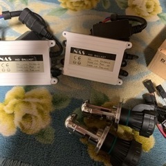 爆発光 ヘッドライト  HID   Ｈ4 タイプ  ハロゲンラン...