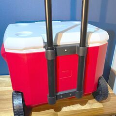 新品未使用 コールマン クーラーボックス 60QT 56L キャスター付 ホイールクーラー レッド ホワイトの画像