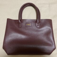 小さめのハンドバッグ　ワインレッド　合皮　新品・未使用