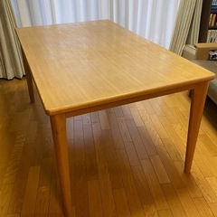 ダイニングテーブル（引き出し２つ付き）