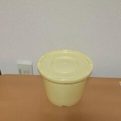 蓋付き容器・3リットル　