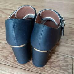 【美品】黒の7cmヒールのパンプスの画像