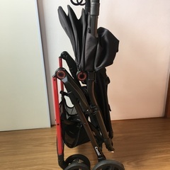 コンビ ベビーカーF2 の画像