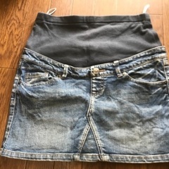 マタニティ　スカート