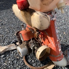 背負い式動力散布機 噴霧器の画像