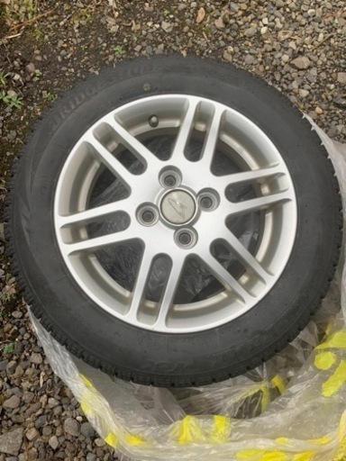 スタッドレス ブリザックVRX 155 65 R14