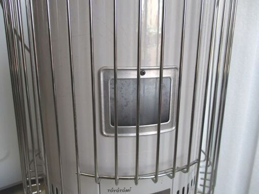 トヨトミ 対流型 石油ストーブ KS-67H 2018年製 木造～17畳 6.3L 灯油 ストーブ 電池点火式 暖房器具 TOYOTOMI 札幌市 中央区