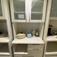 宇都宮でオシャレな家具を探すなら『オトワリバース！』レンジボード 食器棚 キッチン収納 収納棚 白 ニトリ 中古品②