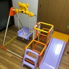 プーさん　室内滑り台　ブランコ　ディズニー