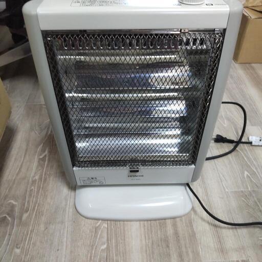 2016年式　とてもキレイ　日立　HLH-304H 電気ストーブ