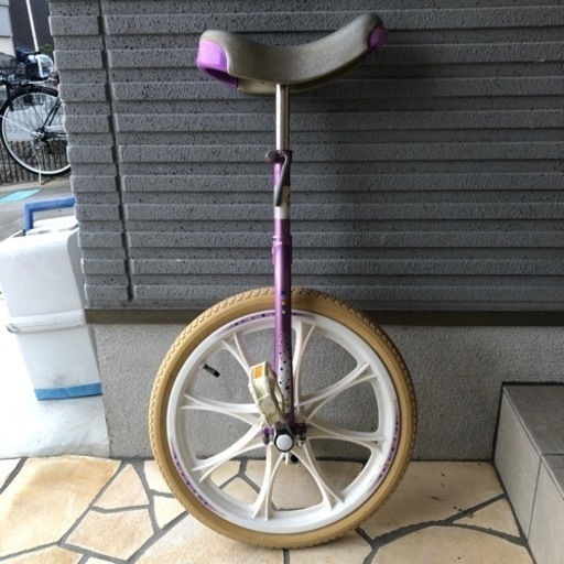 一輪車