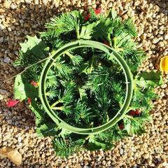 クリスマスリースの画像