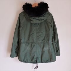 ZARA  ファー付き　ジャケットの画像