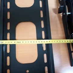 「特価100円」超大型モニター用 壁掛け金具