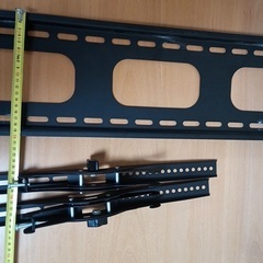 「特価100円」超大型モニター用 壁掛け金具の画像