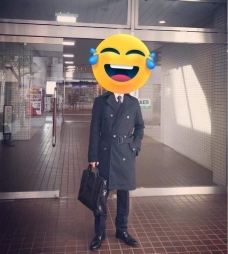 メンズのビジネスコートのZARAです。